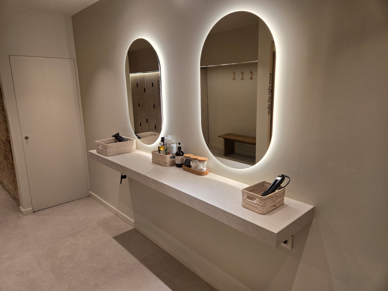 PHOTO-2025-10-09-15-42-31