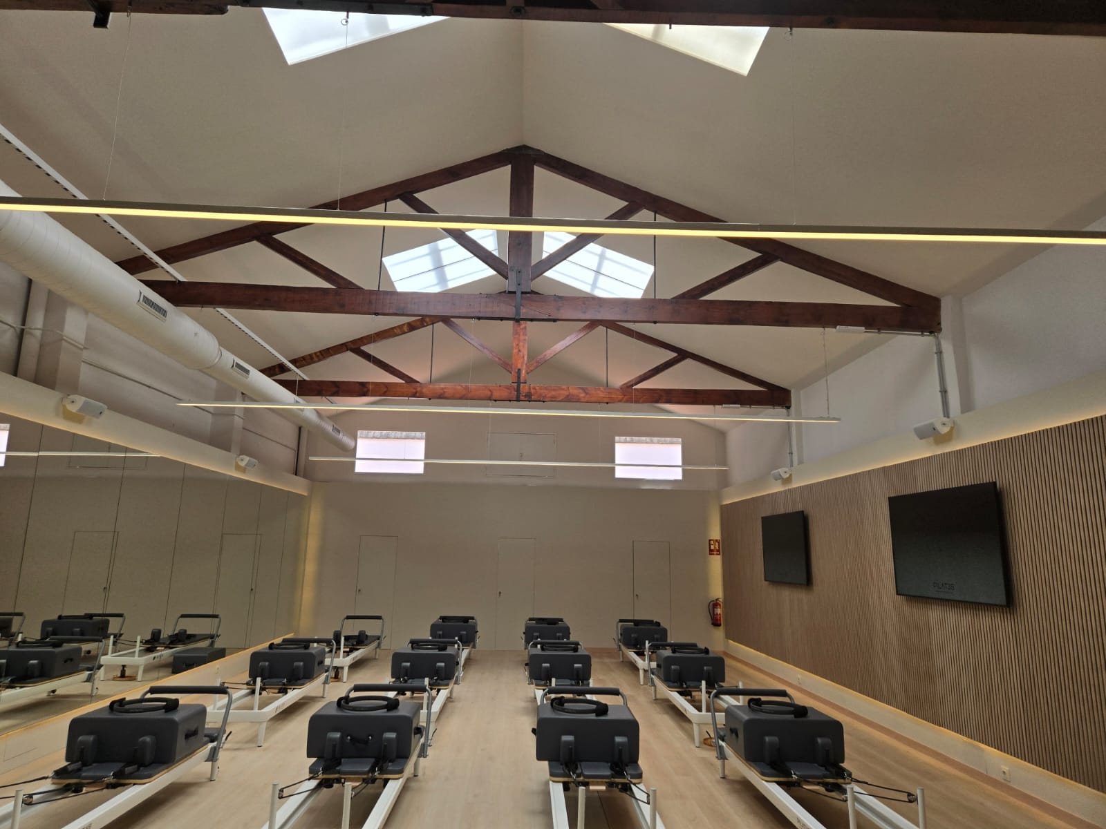 PHOTO-2025-10-09-15-42-32