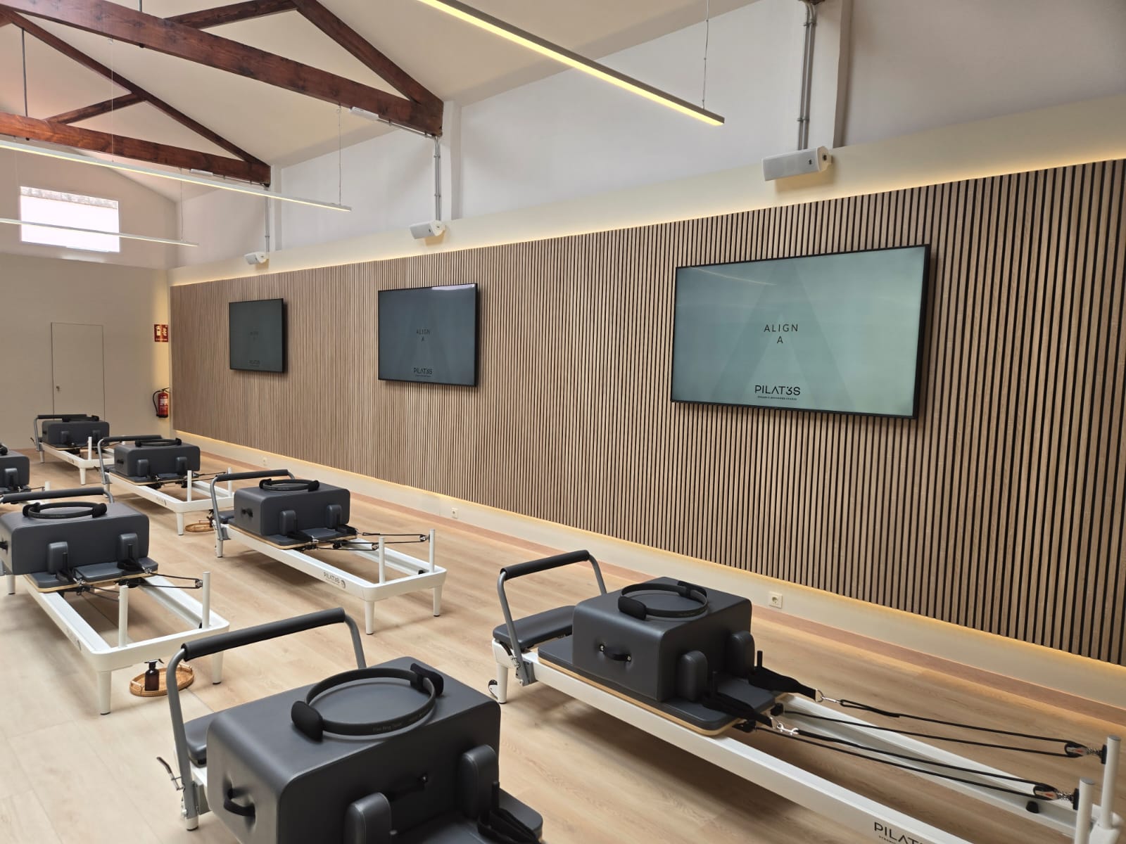 PHOTO-2025-10-09-15-42-33_1